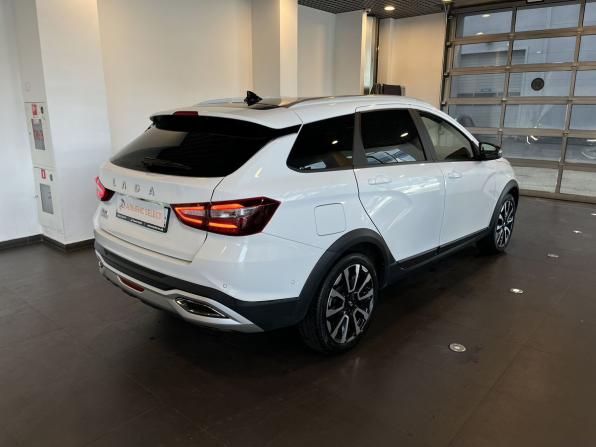 Lada (ВАЗ) Vesta I Рестайлинг (NG) с пробегом 2024 года, цена 1 497 000 рублей, 29346 км, универсал, Автокод Объявления