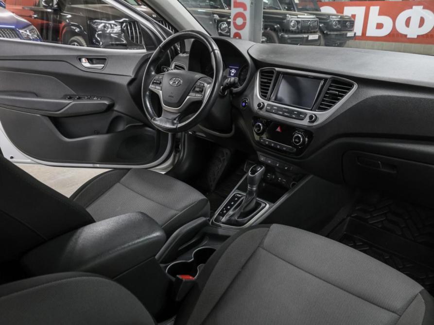 Hyundai Solaris II Москва  - изображение 12