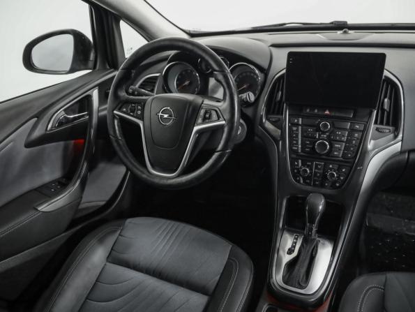 Opel Astra J Рестайлинг с пробегом 2013 года, цена 829 000 рублей, 191940 км, универсал, Автокод Объявления