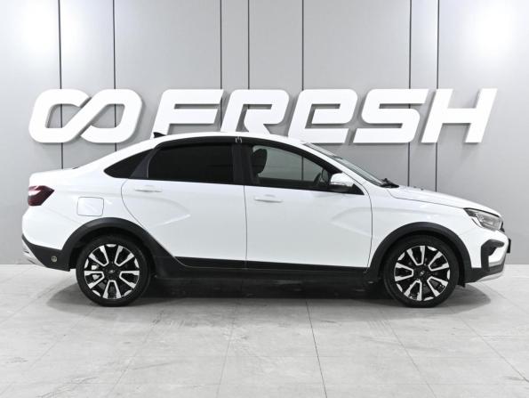 Lada (ВАЗ) Vesta I Рестайлинг (NG) с пробегом 2023 года, цена 1 279 000 рублей, 60088 км, седан, Автокод Объявления