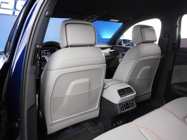 Audi e-tron I с пробегом 2021 года, цена 5 299 099 рублей, 32558 км, внедорожник, Автокод Объявления