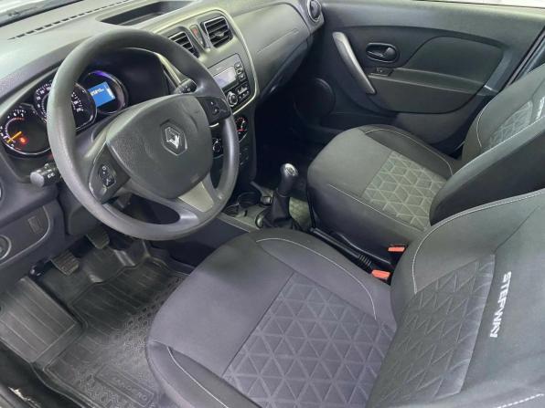 Renault Sandero II Рестайлинг с пробегом 2018 года, цена 1 052 083 рубля, 125841 км, хэтчбек, Автокод Объявления