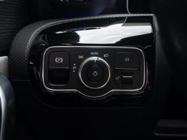 Mercedes-Benz CLA II (C118 X118) с пробегом 2019 года, цена 2 850 000 рублей, 129948 км, седан, Автокод Объявления