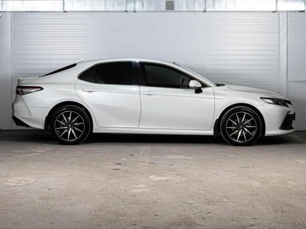 Toyota Camry VIII (XV70) Рестайлинг с пробегом 2021 года, цена 3 468 000 рублей, 79438 км, седан, Автокод Объявления