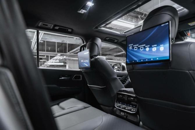 Новый Toyota Land Cruiser 300 Series 2026 года, цена 13 990 000 рублей, внедорожник, Автокод Объявления
