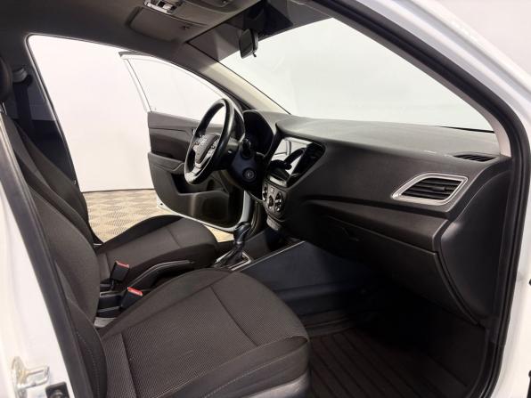 Hyundai Solaris II с пробегом 2019 года, цена 1 439 000 рублей, 96262 км, седан, Автокод Объявления