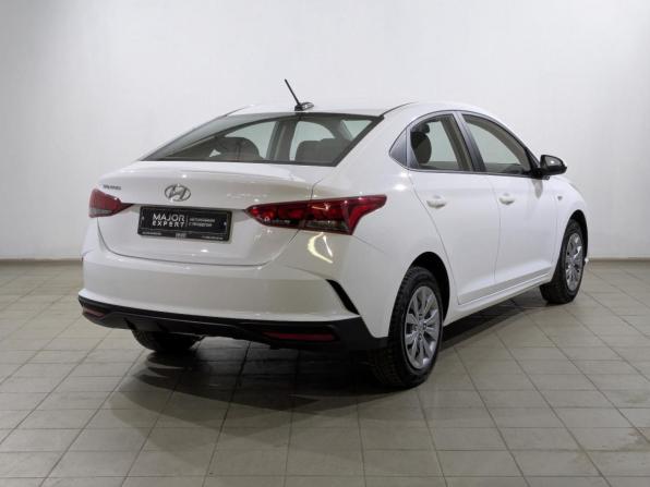 Hyundai Solaris II Рестайлинг с пробегом 2022 года, цена 1 720 000 рублей, 63919 км, седан, Автокод Объявления