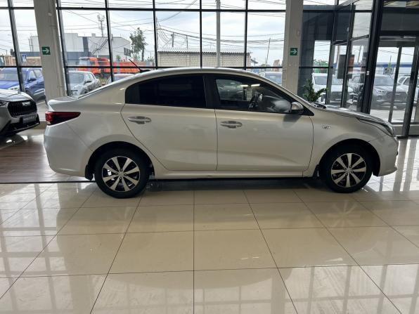 Kia Rio IV с пробегом 2018 года, цена 1 059 000 рублей, 168013 км, седан, Автокод Объявления