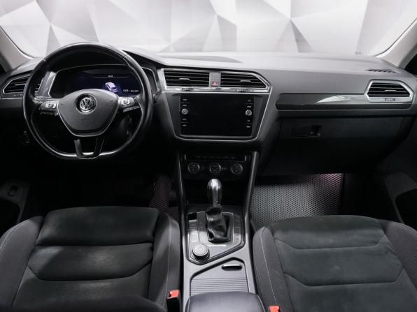 Volkswagen Tiguan II с пробегом 2018 года, цена 2 585 000 рублей, 150000 км, внедорожник, Автокод Объявления