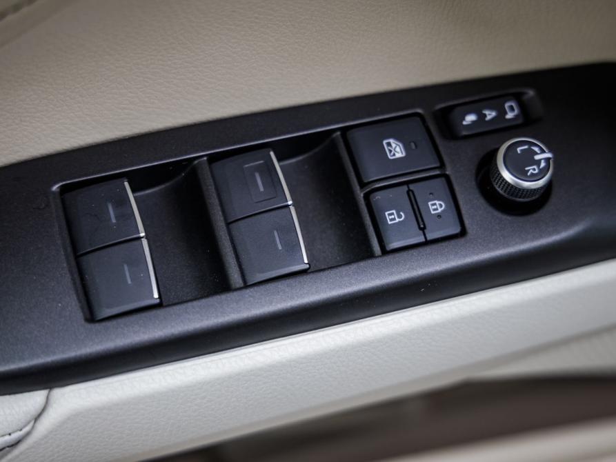 Toyota Camry VIII (XV70) Рестайлинг Волгоград  - изображение 16