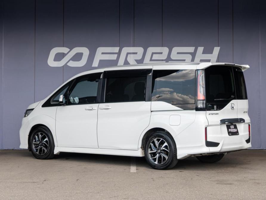 Honda Stepwgn V Рестайлинг Краснодар  - изображение 2