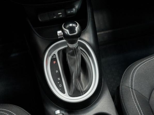 Kia Soul II Рестайлинг с пробегом 2017 года, цена 1 209 000 рублей, 196283 км, хэтчбек, Автокод Объявления