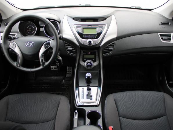 Hyundai Elantra V (MD) с пробегом 2013 года, цена 1 099 000 рублей, 106144 км, седан, Автокод Объявления