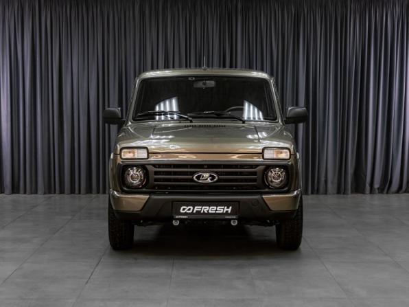 Lada (ВАЗ) Niva Legend с пробегом 2025 года, цена 929 000 рублей, 3653 км, внедорожник, Автокод Объявления