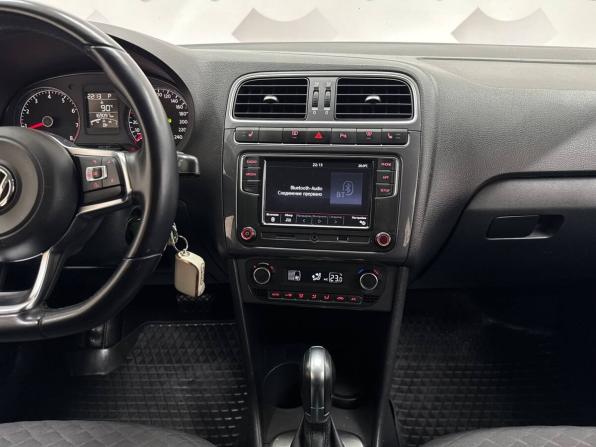 Volkswagen Polo V Рестайлинг с пробегом 2019 года, цена 1 190 000 рублей, 169096 км, седан, Автокод Объявления