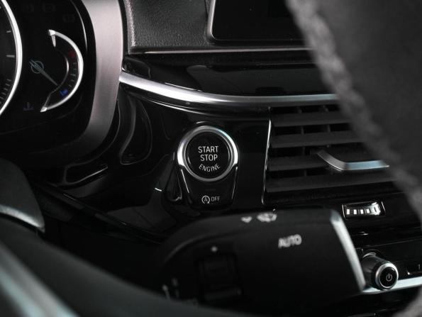 BMW 6 серии IV (G32) с пробегом 2018 года, цена 3 360 000 рублей, 192768 км, лифтбек, Автокод Объявления
