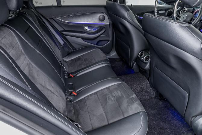 Mercedes-Benz E-Класс V (W213 S213 C238) Рестайлинг с пробегом 2021 года, цена 4 557 000 рублей, 72991 км, седан, Автокод Объявления