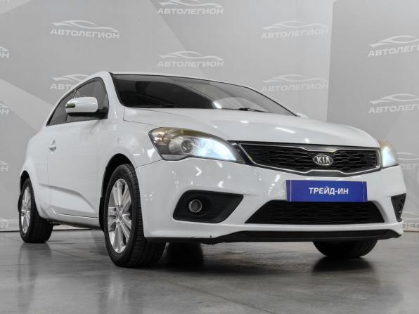 Kia Ceed I Рестайлинг с пробегом 2011 года, цена 770 000 рублей, 244800 км, хэтчбек, Автокод Объявления