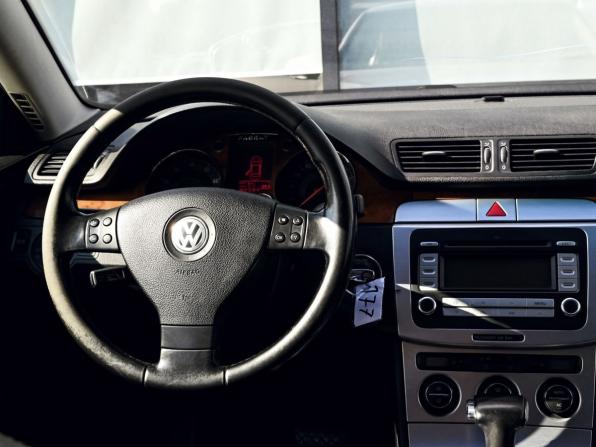 Volkswagen Passat B6 с пробегом 2008 года, цена 689 000 рублей, 275330 км, седан, Автокод Объявления