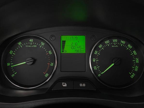 Skoda Fabia II Рестайлинг с пробегом 2012 года, цена 649 000 рублей, 100149 км, хэтчбек, Автокод Объявления