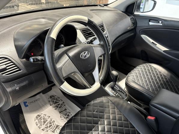 Hyundai Solaris I Рестайлинг с пробегом 2014 года, цена 900 000 рублей, 172491 км, хэтчбек, Автокод Объявления