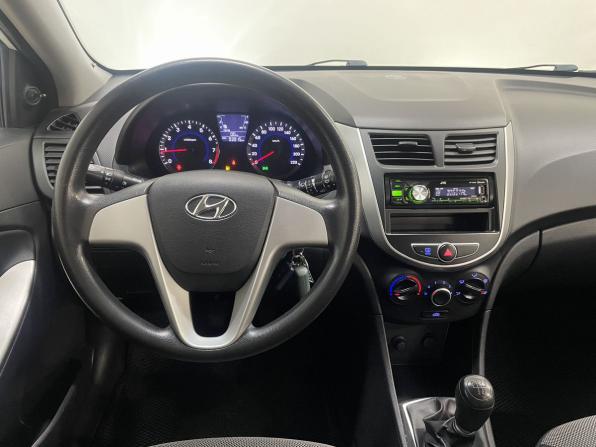 Hyundai Solaris I с пробегом 2013 года, цена 699 000 рублей, 93914 км, хэтчбек, Автокод Объявления