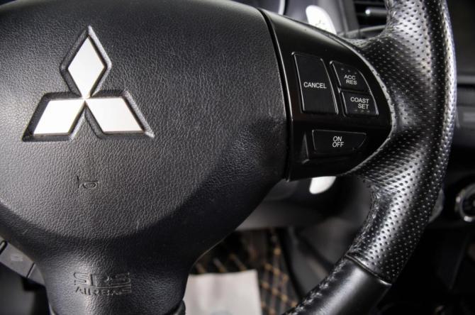 Mitsubishi Outlander II Рестайлинг с пробегом 2010 года, цена 1 099 000 рублей, 261530 км, внедорожник, Автокод Объявления