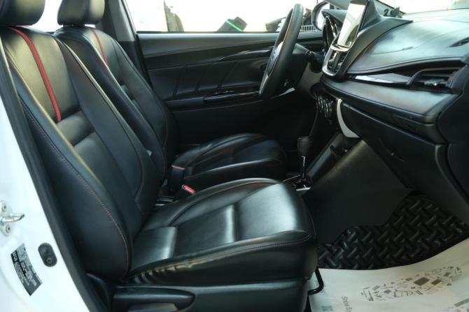 Toyota Yaris XP150 Рестайлинг с пробегом 2020 года, цена 1 579 000 рублей, 74500 км, хэтчбек, Автокод Объявления
