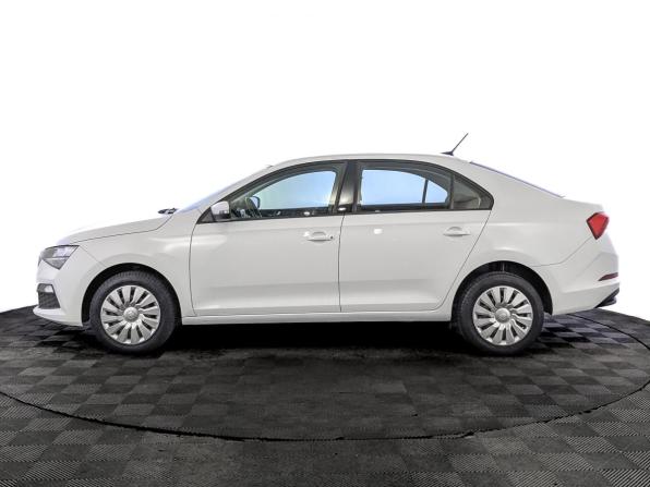 Skoda Rapid II с пробегом 2022 года, цена 1 650 000 рублей, 76968 км, лифтбек, Автокод Объявления