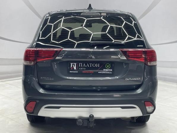 Mitsubishi Outlander III Рестайлинг 3 с пробегом 2019 года, цена 1 799 000 рублей, 209500 км, внедорожник, Автокод Объявления