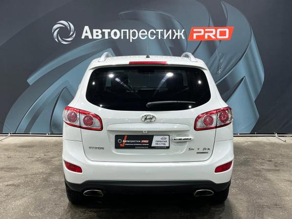 Hyundai Santa Fe II Рестайлинг с пробегом 2010 года, цена 1 174 000 рублей, 252136 км, внедорожник, Автокод Объявления