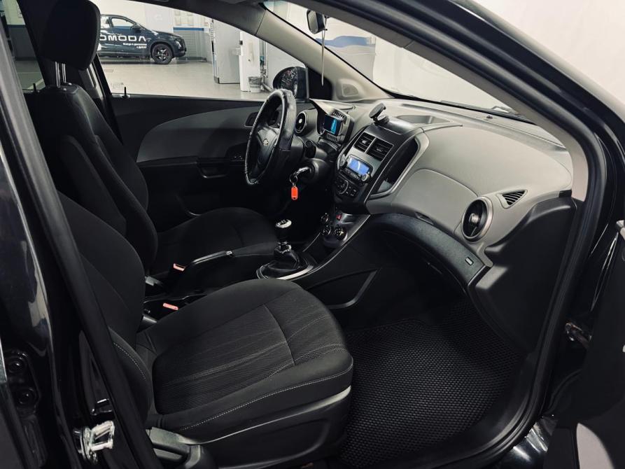 Chevrolet Aveo II Санкт-Петербург  - изображение 8