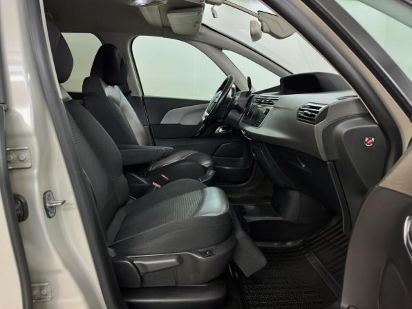 Citroen C4 Picasso II Рестайлинг с пробегом 2016 года, цена 1 150 000 рублей, 167275 км, компактвэн, Автокод Объявления