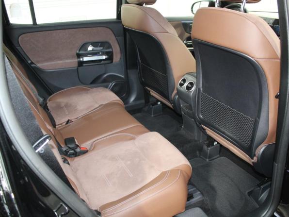 Новый Mercedes-Benz GLB I (X247) Рестайлинг 2025 года, цена 7 670 000 рублей, внедорожник, Автокод Объявления