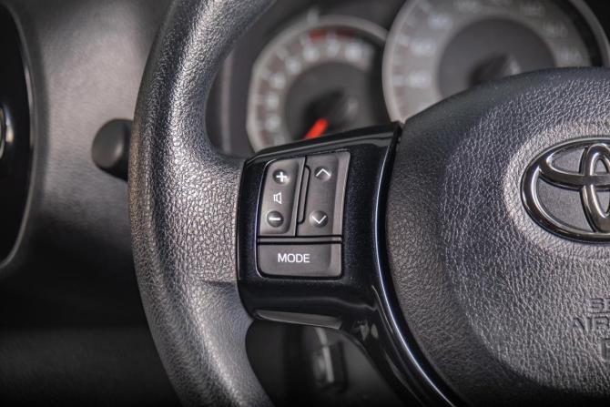Toyota Vitz III (XP130) Рестайлинг 2 с пробегом 2018 года, цена 1 299 000 рублей, 60000 км, хэтчбек, Автокод Объявления