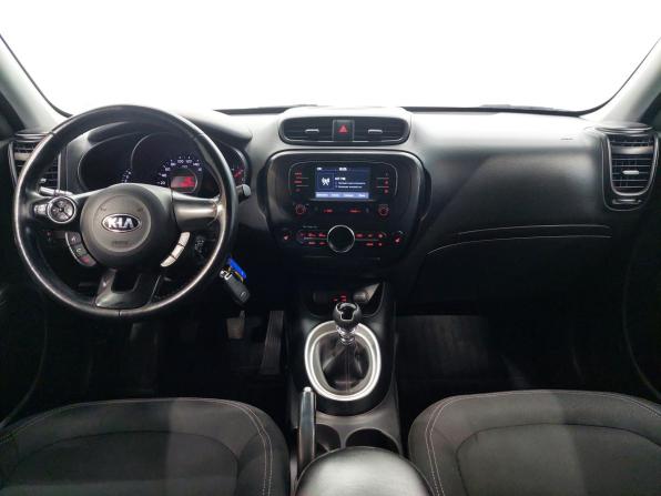 Kia Soul II Рестайлинг с пробегом 2017 года, цена 1 180 000 рублей, 199900 км, хэтчбек, Автокод Объявления