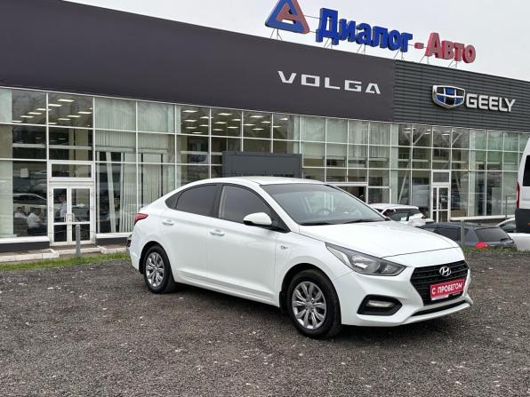 Hyundai Solaris II с пробегом 2018 года, цена 1 360 000 рублей, 154446 км, седан, Автокод Объявления