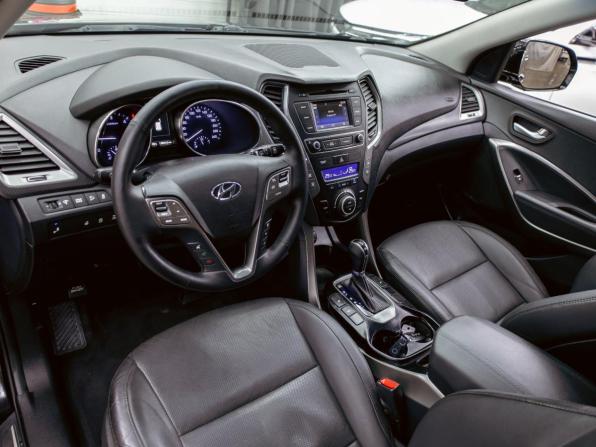 Hyundai Santa Fe III Рестайлинг с пробегом 2017 года, цена 2 395 000 рублей, 136546 км, внедорожник, Автокод Объявления