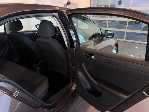 Volkswagen Jetta VI с пробегом 2014 года, цена 1 265 000 рублей, 108428 км, седан, Автокод Объявления