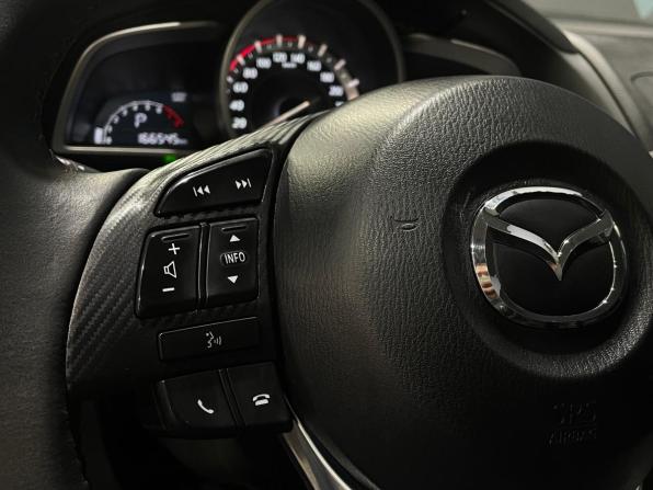 Mazda 3 III (BM) с пробегом 2014 года, цена 1 220 000 рублей, 166000 км, седан, Автокод Объявления