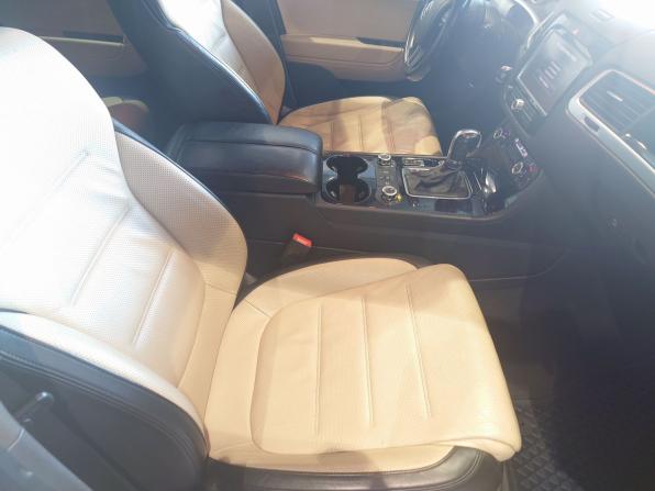 Volkswagen Touareg II с пробегом 2013 года, цена 2 800 000 рублей, 344163 км, внедорожник, Автокод Объявления