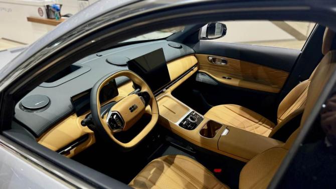 Новый Geely EX5 Гибрид 2026 года, цена 3 829 990 рублей, внедорожник, Автокод Объявления
