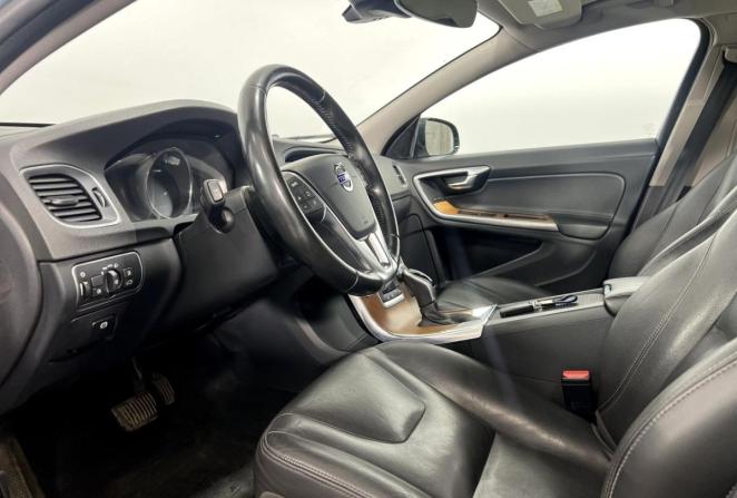 Volvo V60 Cross Country I с пробегом 2016 года, цена 2 075 000 рублей, 208696 км, универсал, Автокод Объявления