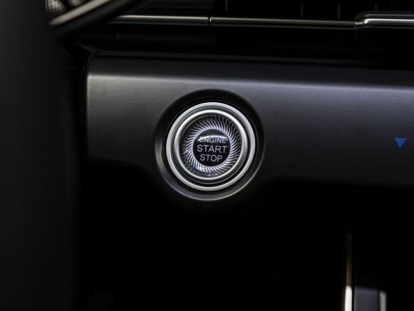 Omoda C5 I с пробегом 2023 года, цена 1 799 000 рублей, 60428 км, внедорожник, Автокод Объявления