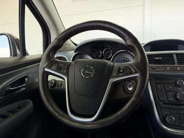 Opel Mokka I с пробегом 2014 года, цена 1 399 000 рублей, 109000 км, внедорожник, Автокод Объявления