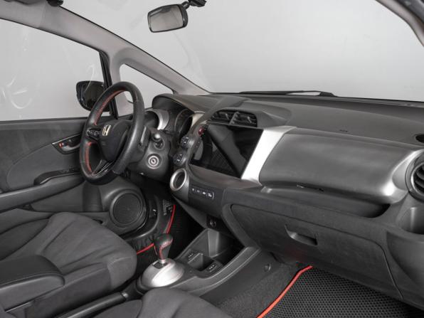 Honda Jazz II с пробегом 2009 года, цена 715 000 рублей, 168000 км, хэтчбек, Автокод Объявления