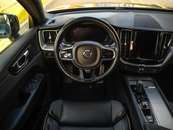 Volvo XC60 II Рестайлинг с пробегом 2021 года, цена 4 399 000 рублей, 87916 км, внедорожник, Автокод Объявления