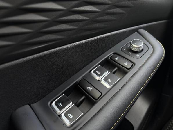 Geely Coolray I Рестайлинг с пробегом 2025 года, цена 2 430 000 рублей, 38 км, внедорожник, Автокод Объявления