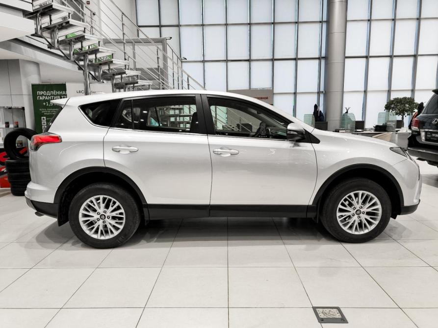 Toyota RAV4 IV (XA40) Рестайлинг Казань  - изображение 5