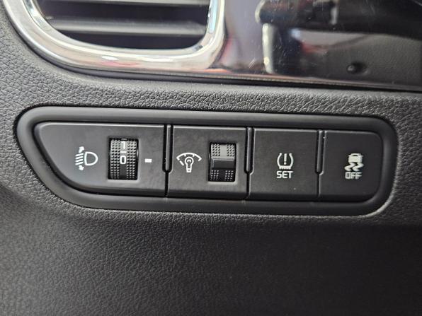 Kia Rio IV с пробегом 2019 года, цена 1 549 000 рублей, 93500 км, хэтчбек, Автокод Объявления
